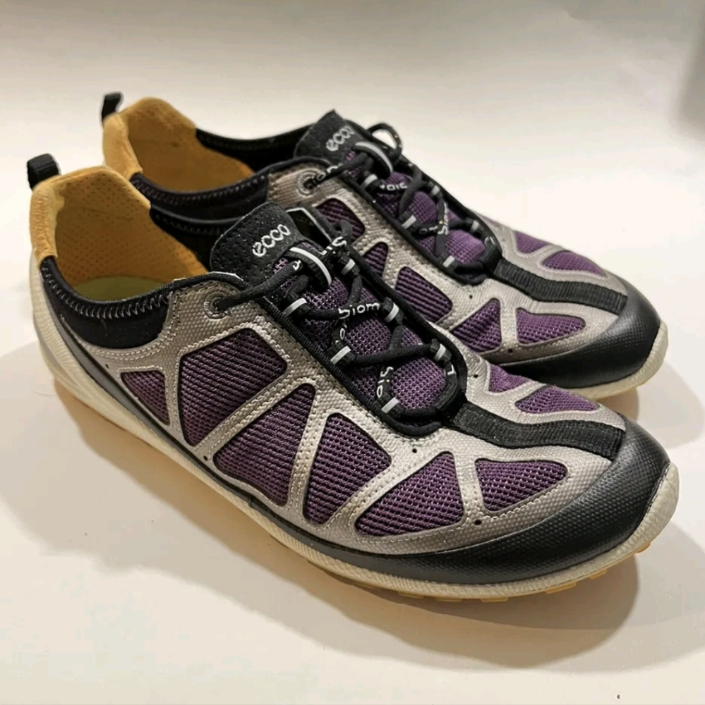 Ecco Biom Natural Motion Performance Shoes. Size 39 Purple Gray Black